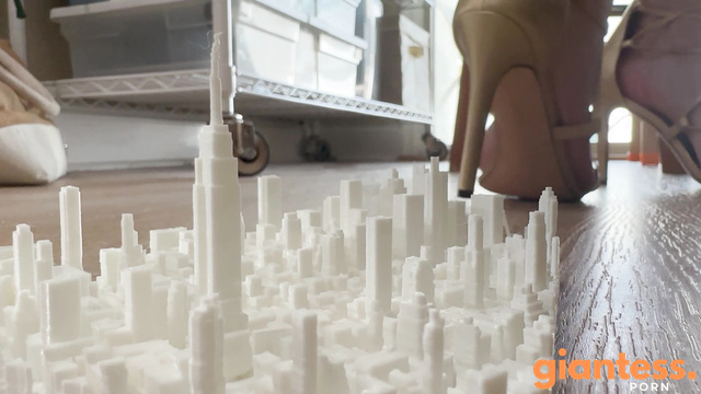 Giantess Goddess