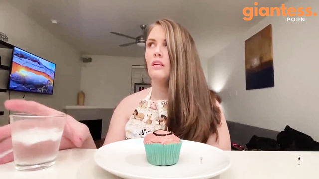 Giantess Autumn Shrinking