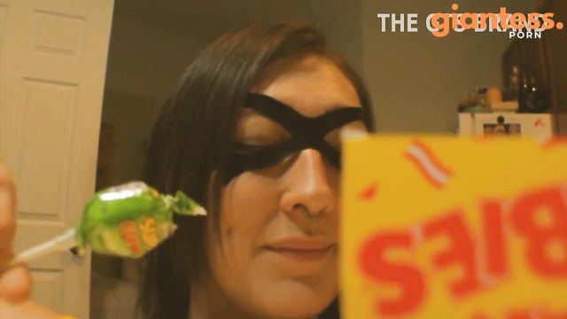 GTS Brand – My Giant Girl’s Tiny Snacks!
