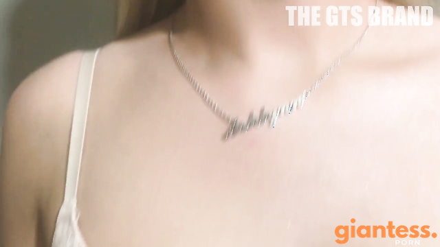 GTS Brand – The College Giantess Judge!