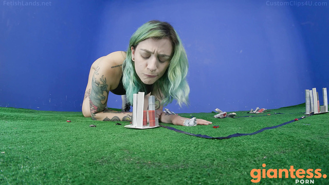 Mia Hope & Keri Spectrum – Power Struggle – Part 2 Mega Mia