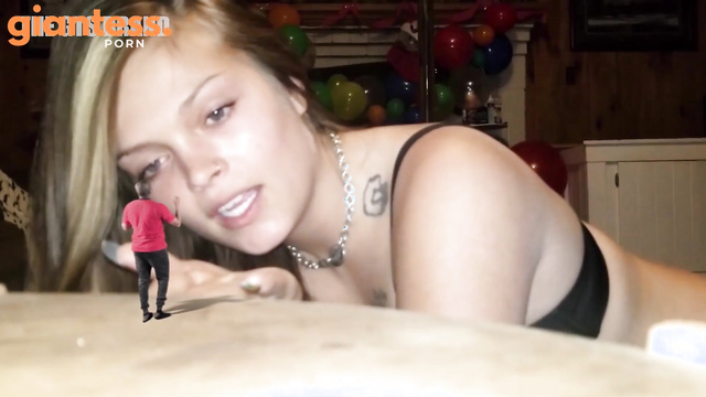 GTS Brand – Some Fun With Giantess Stephnie