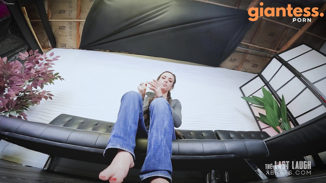 Bratty Foot Girls – The Last Laugh SFX