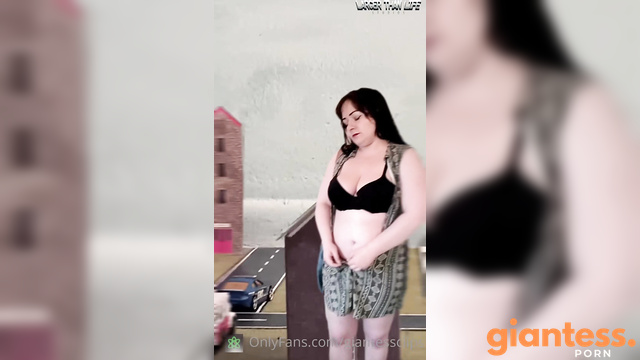 Larger Than Life – Giantess Step Moms Growth Ray starring Dawn River