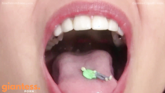 CustomClips4U – Cali Logan Tiny Man