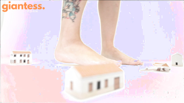 Nikemd – Adriana Neighborhood Crush