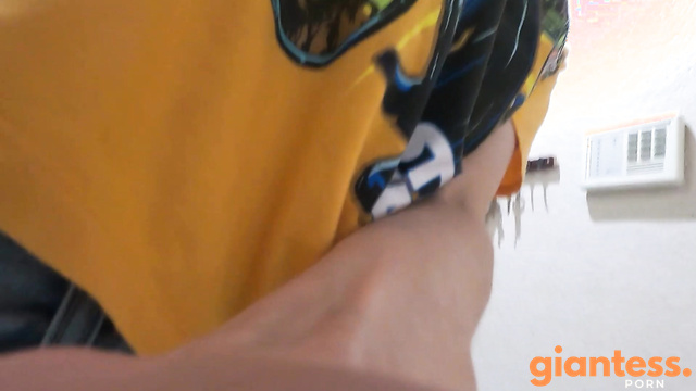 MassageHer – Day One with a Gentle Giantess