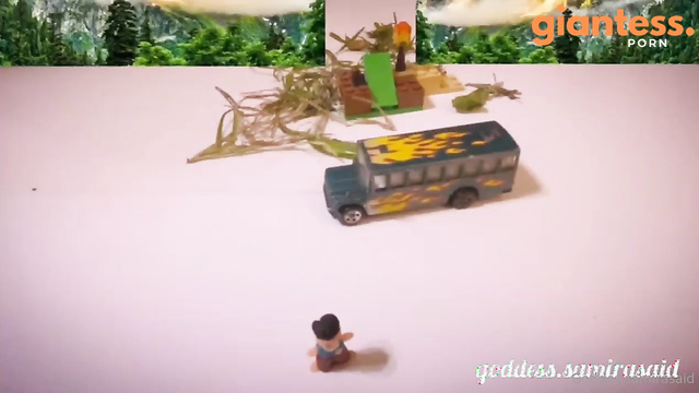 Goddess Samira Said – The giantess Samira shrinks a bus and makes it a slave to her body