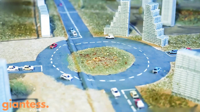 Watch mega giantess crushes a city