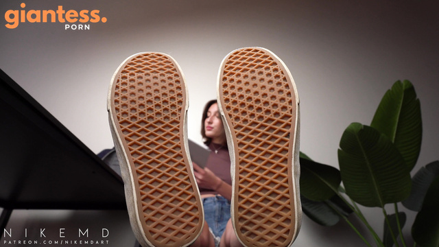 Nikemd - Sunday Caught By The Popular Girl