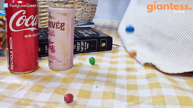 Giantess FootyQueen - FootyQueen's Picnic Part 1