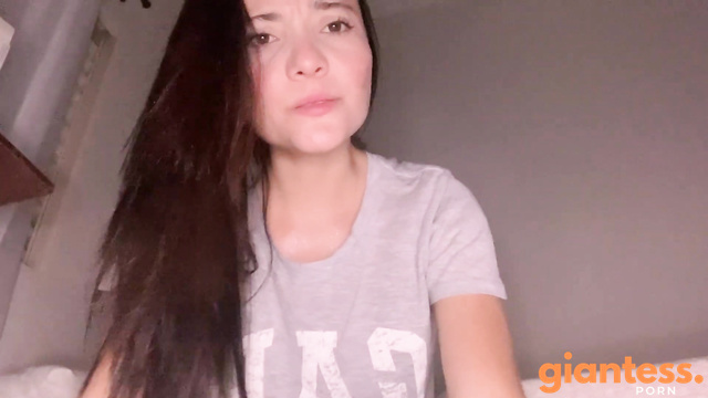 ASMR Voce Ficou Pequeno - You're Tiny