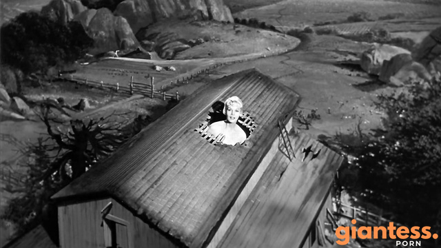 Giantess Clip -The 30 Foot Bride of Candy Rock (4K Remaster) 巨大娘