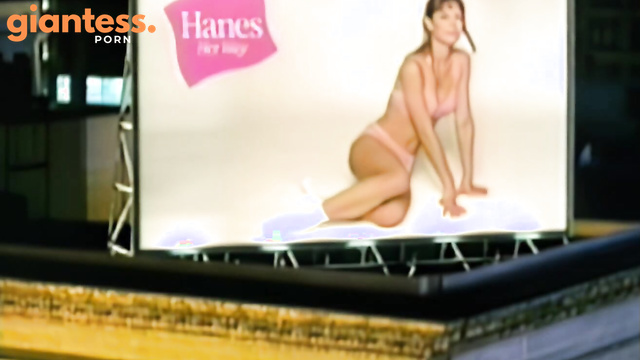 Hanes Billboard Giantess Commercial 巨大娘