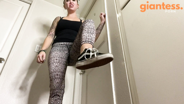 Sorceress Bebe – Shrunken Man Crushed In Sneakers