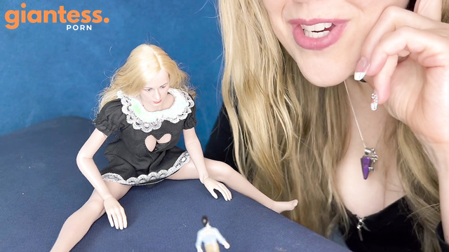 Smallest Woman Shrinks You Part