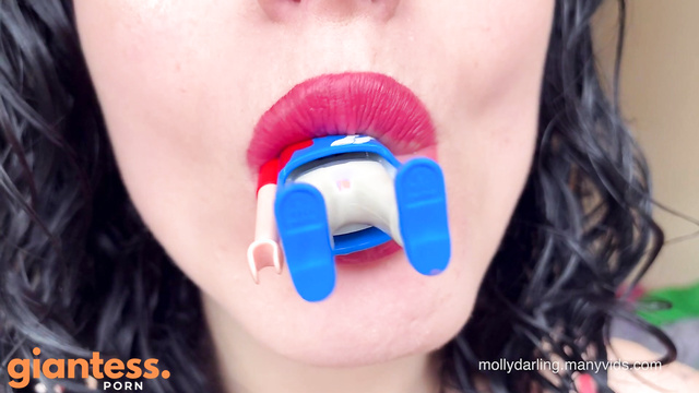 Giantess Threatens To Eat You