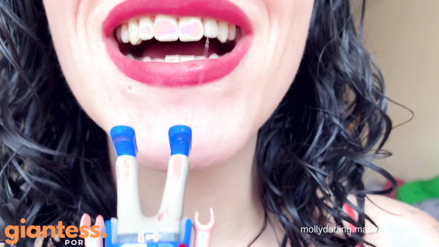 Giantess Threatens To Eat You