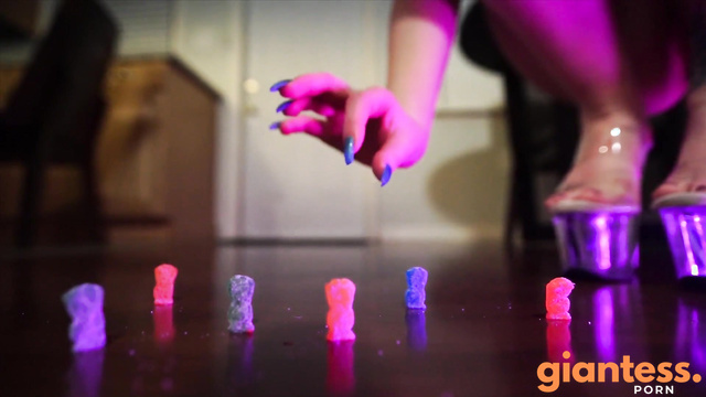 Fresh Produce – Sour Patch Smash Giantess Stomping