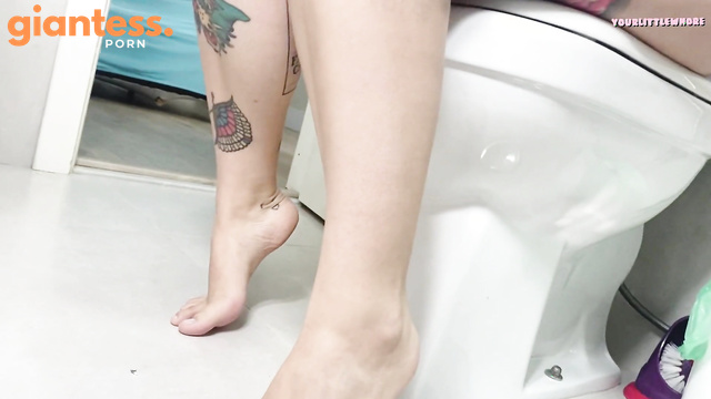 Lily Ann X – Unaware Giantess Steps On Her Friends