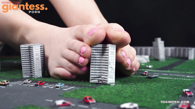 Giantess Noon - Gorgeous Soles of a Goddess Reign Beneath The City