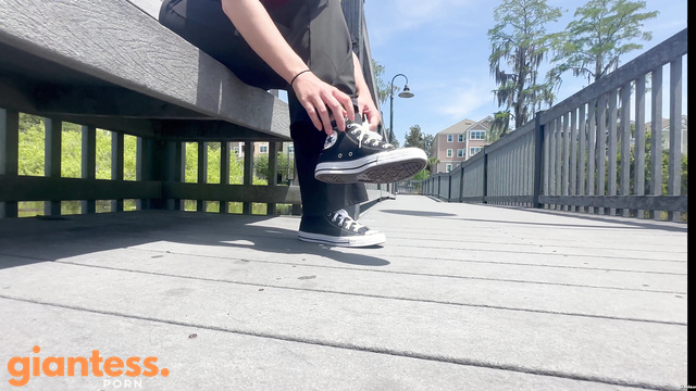 WorldUnseenFilms - Scarlett Unaware Found Tinies After Walk On The Street