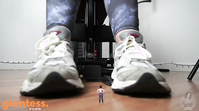 SashaCurves - Thick Giantess Found Tiny In Her Sneakers After Gym Session