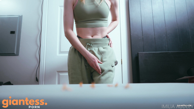 Imilia Audley - Giantess Futa Punishes Her Captors After Cumshot On Soles