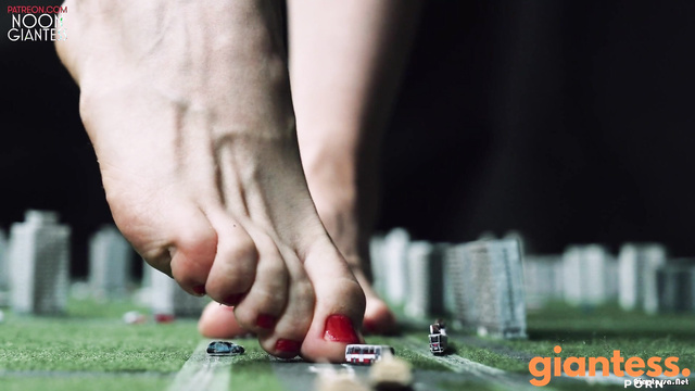 Giantess Noon - Sorrow City Ruin: Thick Giantess Legs Pulverize The Tiny Population