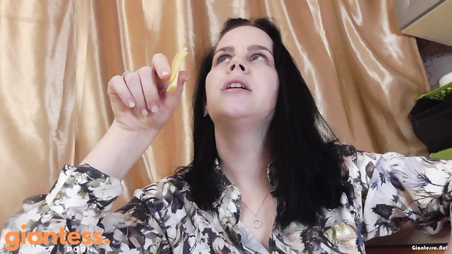 Anna Sky - Hungry Giantess Anna Wants to Eat Cheese While Jerking Off Husband Cock