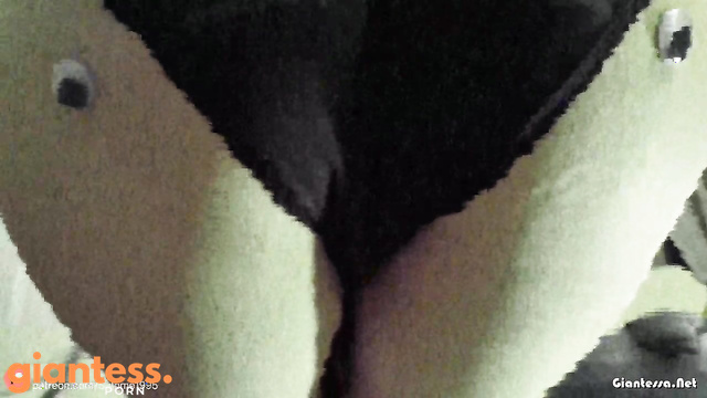 Salome Toes - Fear Me: Your Nightmare Giantess in Black Panties And Dark Eyes