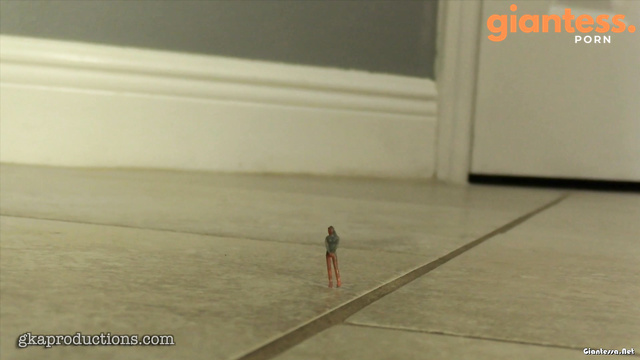 Ginary's Giantess Adventures - Giantess Paris Love Squashes Tiny Humans In Her Kitchen