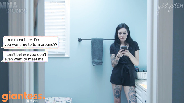 Godqueen - Tiny Me Can’t Convince Brunette Tattooed Lover Lauren Ashlyn to Date