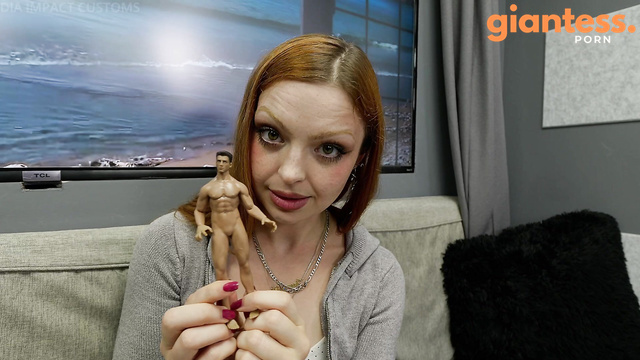 Media Impact Customs - Red-Haired Giantess Noelle’s Interview With Miniature Man