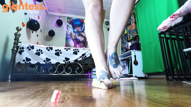 Sweet Sansarella - Pikachu Girl’s Giantess Transformation After Eating a Magic Apple