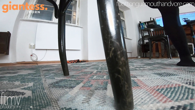 Foot Tongue Mouth And Vore - Horny Slut Giantess Eat The Living Candy Bucket Of Tiny People