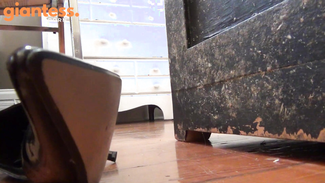 Southern Giantess - Shrunken Littles Everywhere, Trying To Escape From Black High Heels