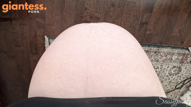 Sassypantz - Bitchy Stranger Swallowed by Pregnant Domina In Leather Pants