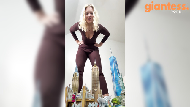 Laughing Goddess Giantess Penny Gets Hungry in NYC: Run Away From Her
