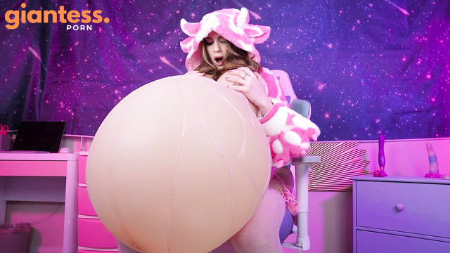 Disco Kitten's Fetish Room - Pumping Project Moo: Hucow Belly Expansion Experiment Part 2