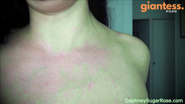 Custom Fantasies with Daphney Rose - Accidental Angry Hulk Transformation In Room