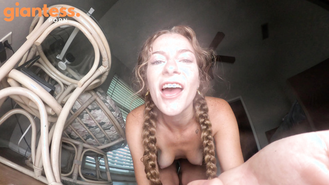 Princess Nathalia - The Wizard School of Giantess: She Want Squish Tiny Student