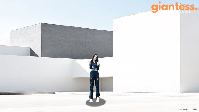 Mingshijie GTS - Growing Mom Takes Over: Be Careful With This Giantess In Town