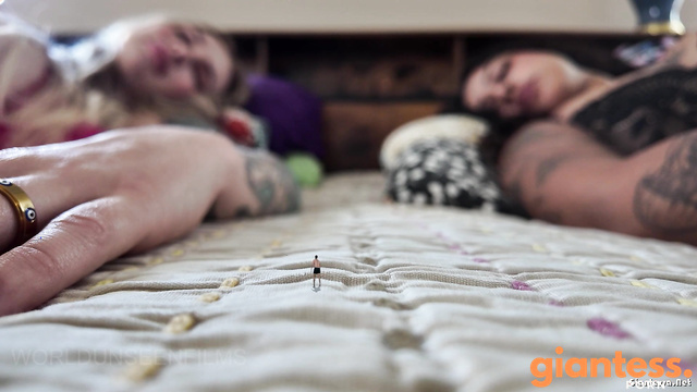 WorldUnseenFilms - Morning After: Devoted Worship At The Sleeping Giantess Feet