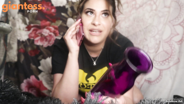 MilaaP - Found Tiny In My Slipper: My Perfect Lips Will Taste Little Snack And Swallow Him