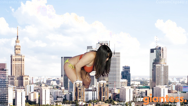 Media Impact Customs - Rumble Fight Between Two Curvy Giants Megan Vs Keri