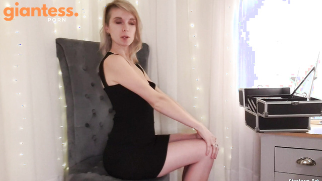 Lexi Snow - Giantess Catches And Sits On You While She Doing Routine Makeup