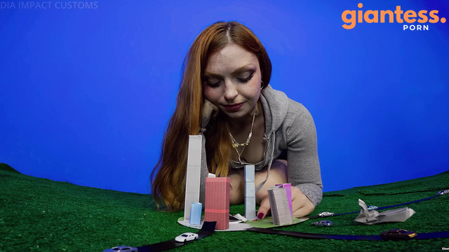 Media Impact Customs - Giantess Noelle Performs A Mega Urban Renewal By Crushing The City