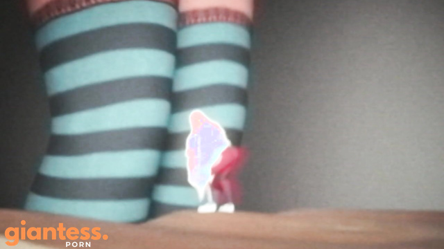 Giantess Mori Skullz Halloween: Mini Skirt Up And Booty Sit Up On A Chair