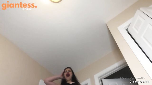 Giantessa789 - Beautiful Hungry Giantess In High Heels Morning Stretch Done